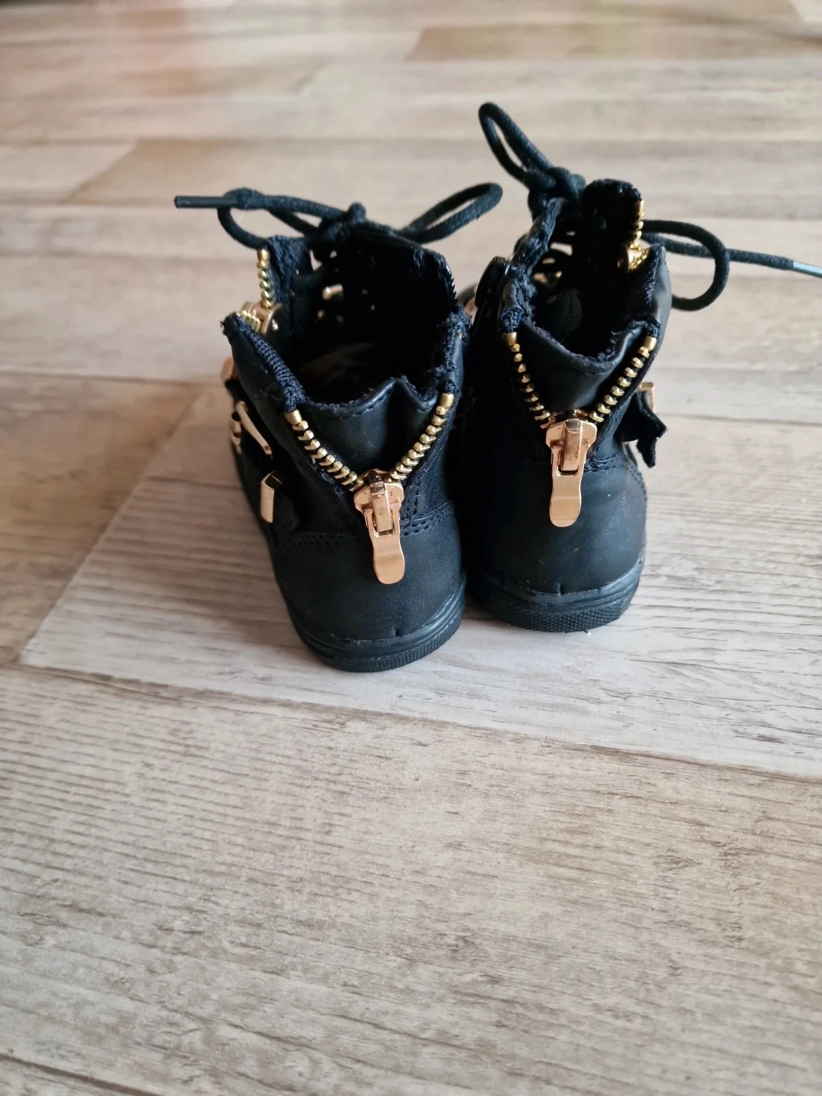 Petite bottines ceintures dorée – photo 4